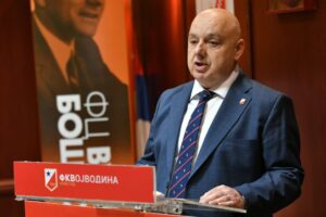 ZVANIČNO: Dragoljub Zbiljić ostaje na čelu Vojvodine!