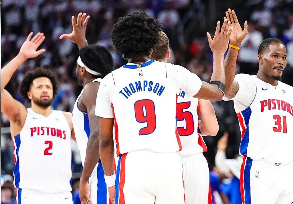 DETROIT RAZBIO KLETVU STARU SKORO 20 GODINA: Pistonsi nisu dozvolili protivniku ni 90 poena, Oklahoma upisala i drugu pobedu!