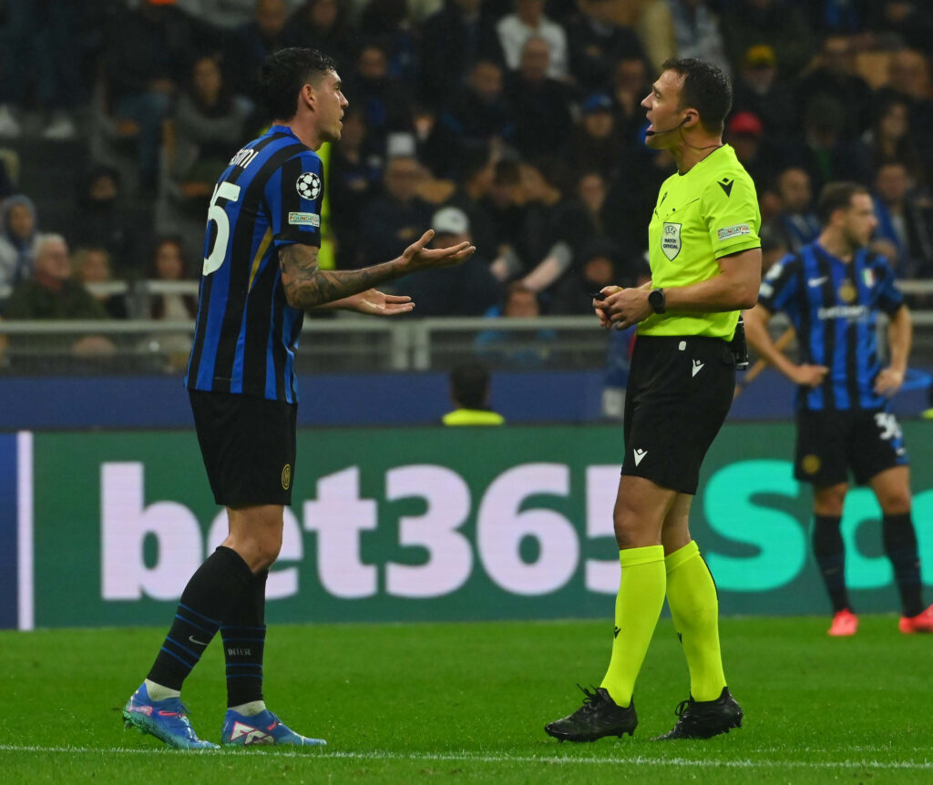 JEDAN OD NAJBOLJIH SVETSKIH ŠTOPERA GOTOVO PROTERAN IZ ZEMLJE: Hitno mora da promeni državu zbog nekoliko poteza?!