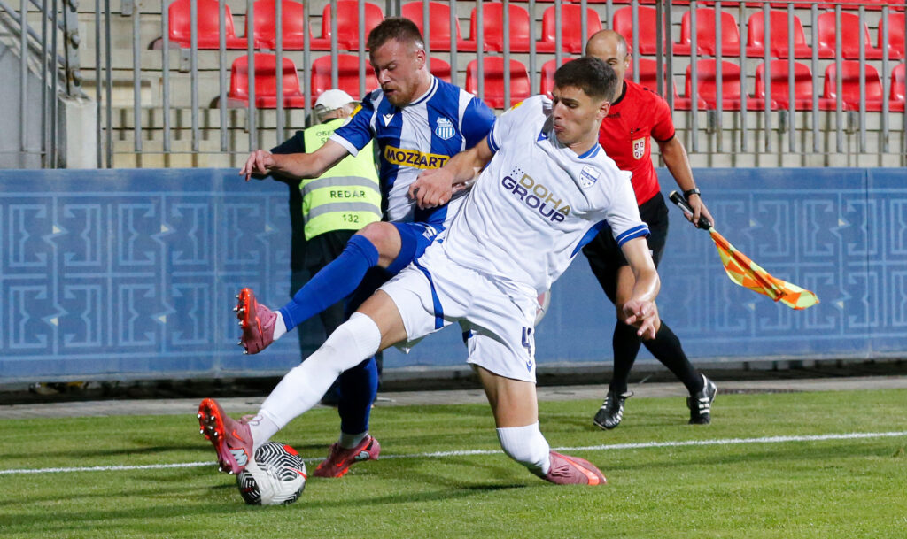 PARTIZAN DOBIJA KONKURENCIJU IZ ENGLESKE: Velika potražnja za stamenim defanzivcem!