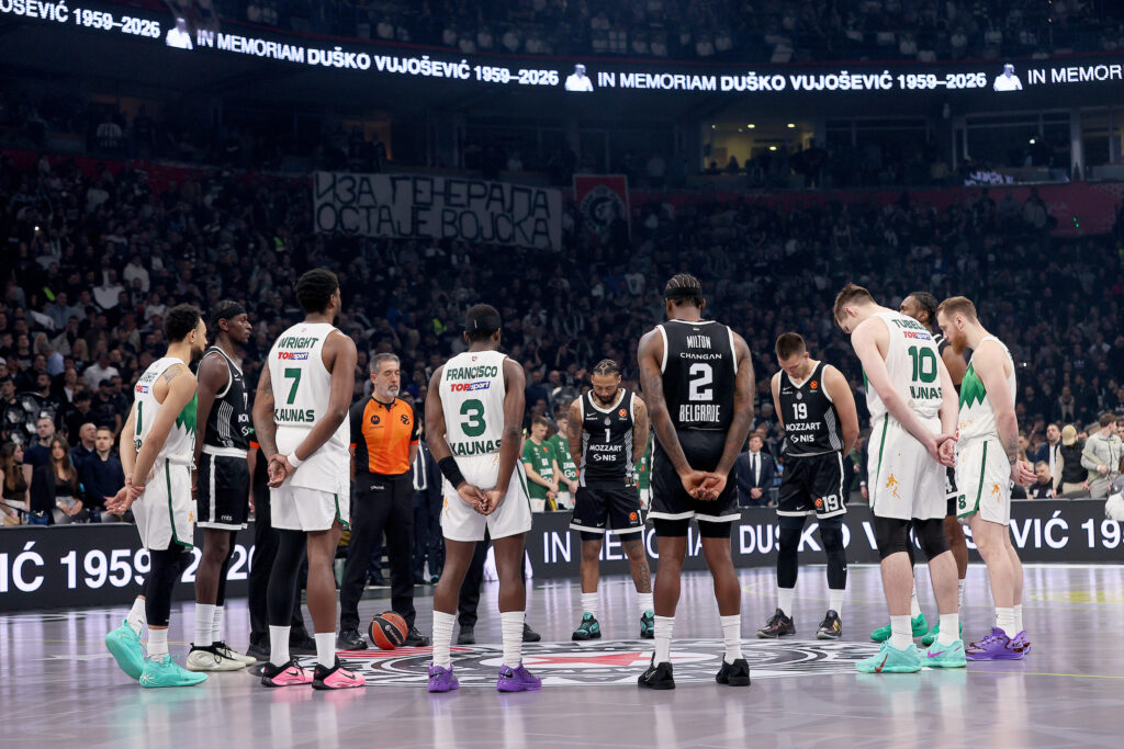 MNOGO MOŽEMO DA NAUČIMO OD SRBA, NE BI NI NAŠ VASA POSTOJAO DA NIJE NJEGA: Ofer Janaj gledao Partizan i bio deo odavanja počasti velikom Duletu!