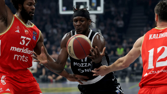 DRAMA U DERBIJU: Partizan dominirao, pa umalo prokockao pobedu u poslednjih 10 minuta!