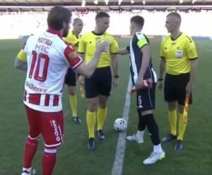 KADA ISPRED VAS STOJI ŽIVA LEGENDA, ČAK IAKO DOLAZI IZ REDOVA VEČITOG RIVALA, TO SE MORA RESPEKTOVATI: Dragojević svojim potezom pokazao nepoštovanje prema Kataiju!