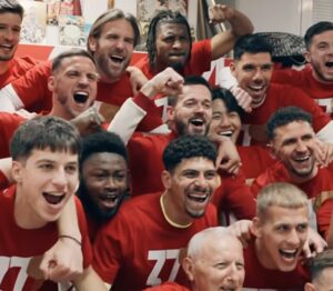 EKSPLOZIJA EMOCIJA U SVLAČIONICI: Ovako je Crvena zvezda proslavila titulu! (VIDEO)