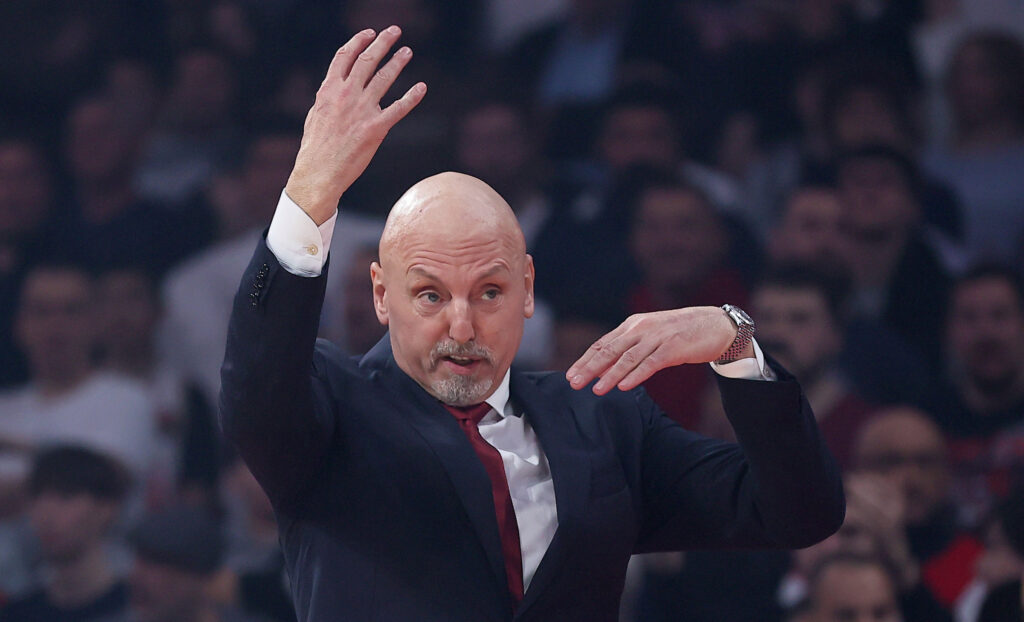 E MOJ SAŠA: Doživeo debakl u Areni, pa eskivirao kamere za davanje izjava!