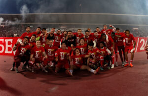 TRI DERBIJA, TRI POBEDE I 8:1: Terzić slavi uspeh kakav navijači nisu videli skoro 30 godina!