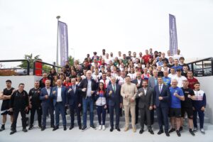 ZAGREVANJE ZA „BEOGRADSKOG POBEDNIKA“: Loznica ugostila više od 100 boksera i bokserki iz čak šest država!