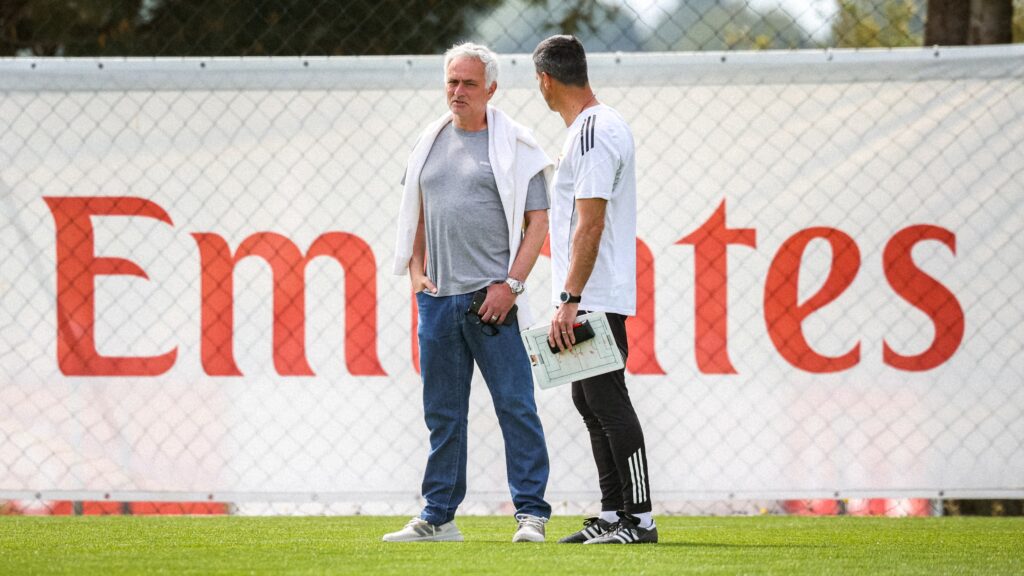 MURINJO BI KAO DA OSTANE, ALI REAL MADRID JE REAL MADRID: Portugalčev agent razgovara sa Realom, ali on kaže da 99 odsto ostaje u klubu!