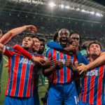 ZLATNA ERA KRISTAL PALASA I DALJE TRAJE: Evropski trofej u vitrinama Selhursta!