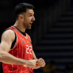 MICIĆ IZGUBIO ŽIVCE: Rasprava, faul i kraj meča nakon 11 minuta!