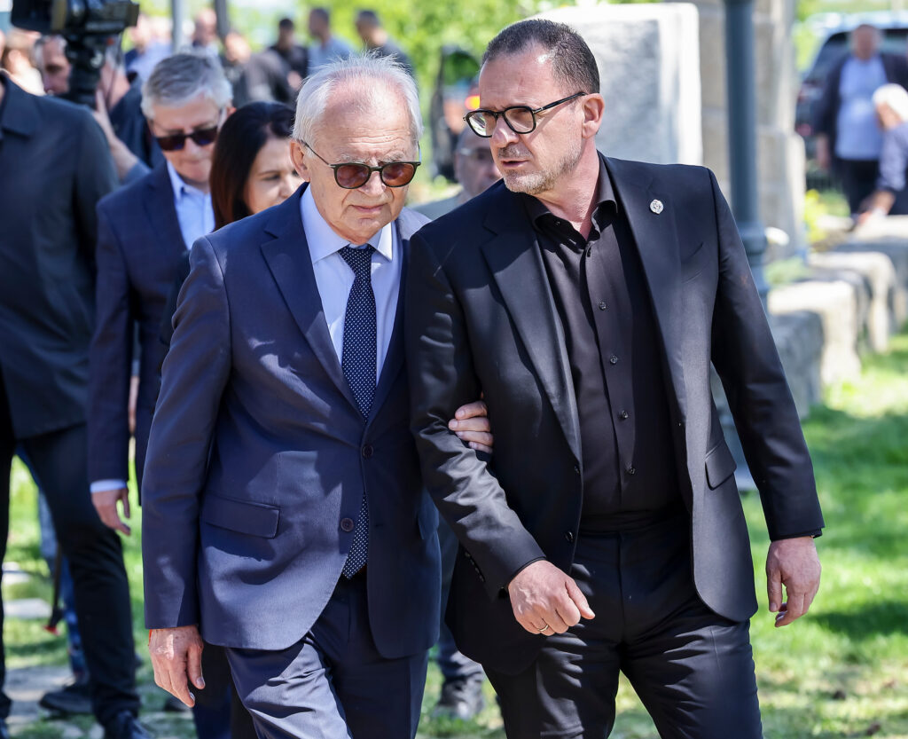 NIKADA NE ZABORAVITI: Večiti odali počast nastradalim u masakru u Duboni i Malom Orašju!