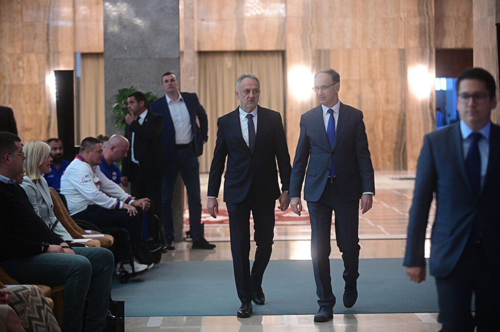 PROGRAM PODRŠKE MLADIM SPORTISTIMA RASTE IZ GODINE U GODINU: Ministarstvo sporta nastavlja sjajnu kampanju!
