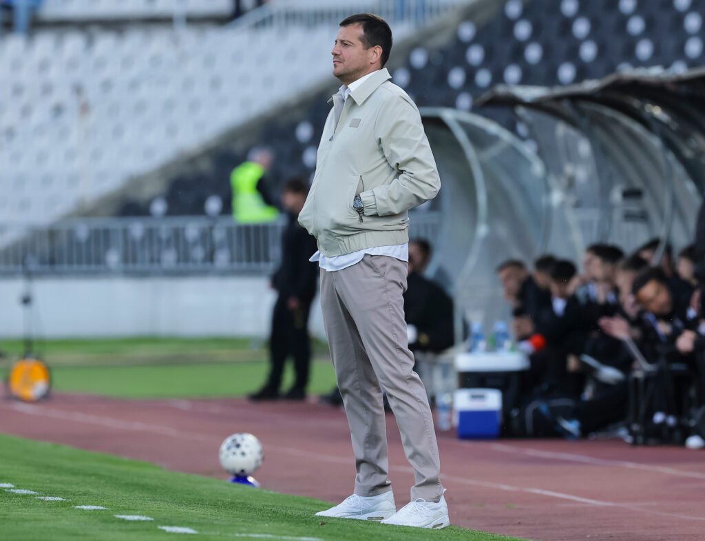 „LALA MENJA KLUBOVE JER LALU SVI TRAŽE I MOLE GA DA DOĐU“: Lalatović u svom stilu otkrio da već sada ima ponude dva kluba!