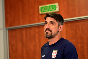 PAUNOVIĆ ODBRUSIO NOVINARIMA: Zašto nije na spisku? Evo kakvu poruku je poslao selektoru!