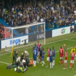 HOROR POVREDA U PREMIJER LIGI: Tinejdžer debitovao za Čelsi, ostao nepomično da leži nakon sudara, stadion zanemeo!