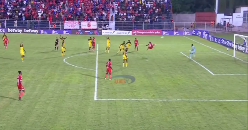 GOL KAO IZ FILMA „KUNG-FU FUDBAL“ SMO VIDELI U AFRICI: Nestvaran pogodak u Tanzaniji!