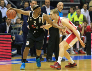 DŽOŠ AKOJON SE PRISETIO PARTIZANA I GROBARA: „Kad sam izašao na prvo zagrevanje i čuo buku, uplašio sam se!“