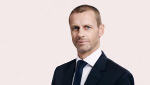DA LI JE POENTA FUDBALA DA SAMO BOGATAŠI NAPUNE STADION? Predsednik UEFA udario na FIFA, pa ponudio rešenje!
