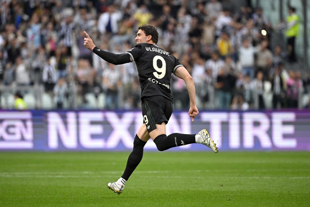 I POSLE NEKOM NE VALJA: Vlahović spasao Juventus bruke!