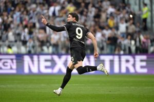 I POSLE NEKOM NE VALJA: Vlahović spasao Juventus bruke!