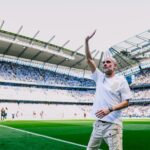 ODLAZAK LEGENDE I EMOTIVNI SLOM NA ETIHADU: Gvardiola kroz suze poručio – „Zagrli me ako me sretneš na ulici!”