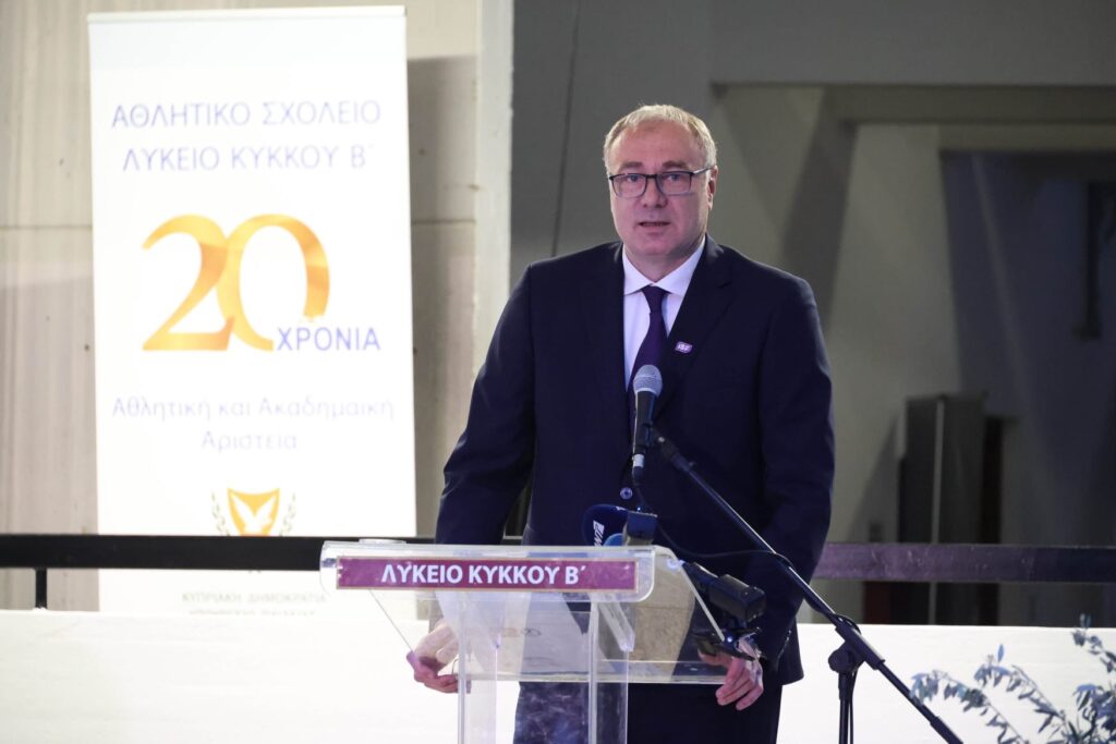 VELIKA ČAST ZA PRVOG ČOVEKA SVETSKOG ŠKOLSKOG SPORTA: Željku Tanaskoviću priznanje od predsednika Kipra Christodoulidesa!