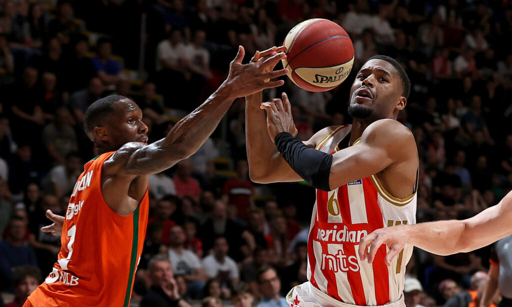 ZAŠTO JE NAŠA POBEDA PORAZ SPORTA?! PA TREBALI SMO DA IMAMO 50 SLOBODNIH BACANJA: Crvena zvezda osporila Mitrovićeve navode o neregularnosti utakmice!