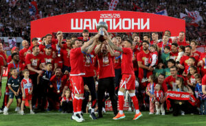DUPLA KRUNA NA MARAKANI: Zvezda krunisana pred duel sa OFK Beogradom!