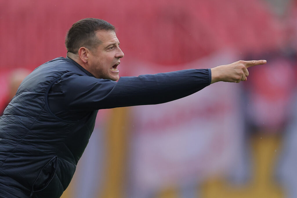 „TEŠKO JE KAD SI SIROTINJA, NJIHOV BUDŽET ZVEZDE JE 100 MILIONA“: Lalatović otvoreno o tome šta je potrebno da bi ostao na klupi Novog Pazara!