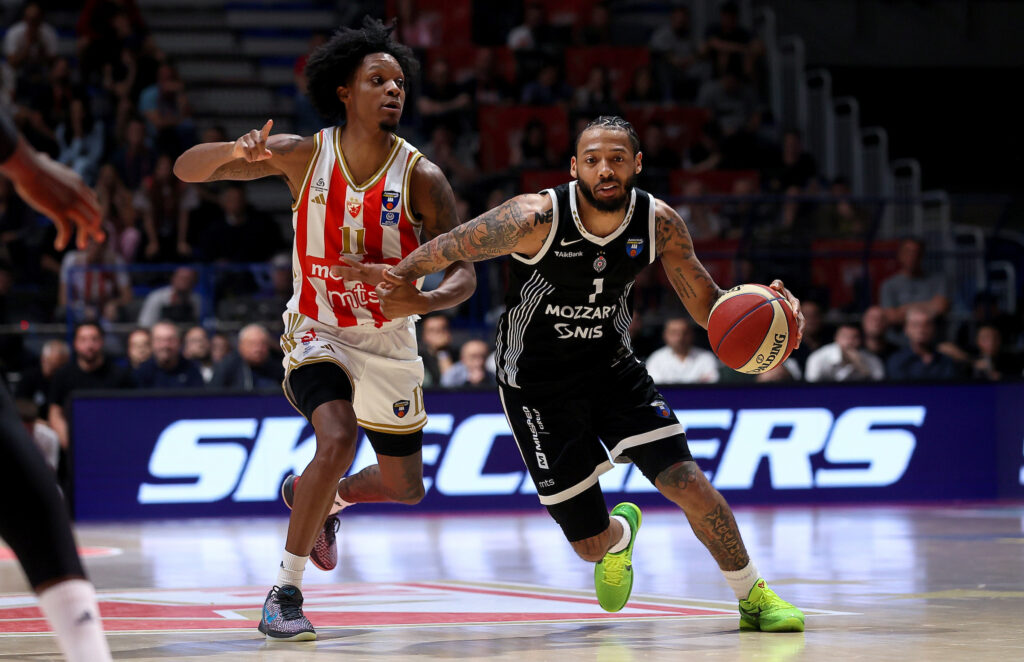PARTIZAN DO FINALA KAO FURIJA: Zvezda doživela potop, Delije nezadovoljne, utakmica prekidana!