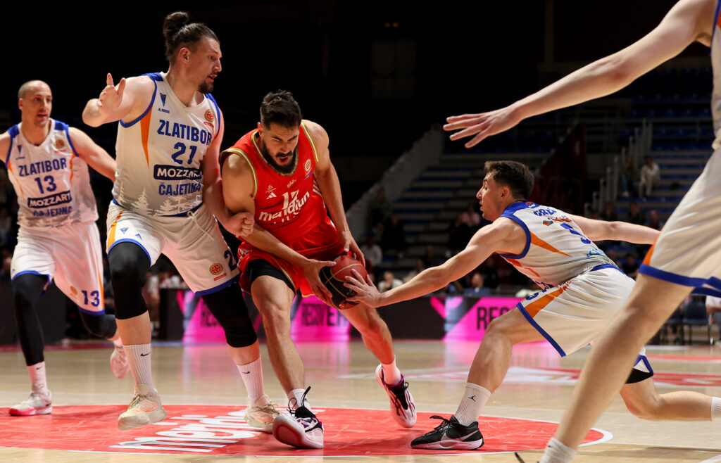 CRVENA ZVEZDA JOŠ UVEK NIJE NI NA FAJNAL-FORU KLS, KALINIĆ SPREMAN ZA OKTAGON: Zlatibor preslišao crvneo-bele, Kalina pesničio rivala!
