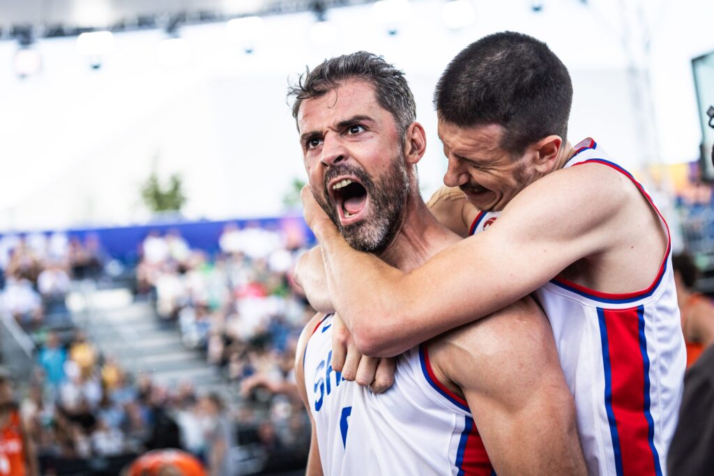 SRBIJA TREĆA NA SVETU: Basketaši srušili Francuze i osvojili bronzu!