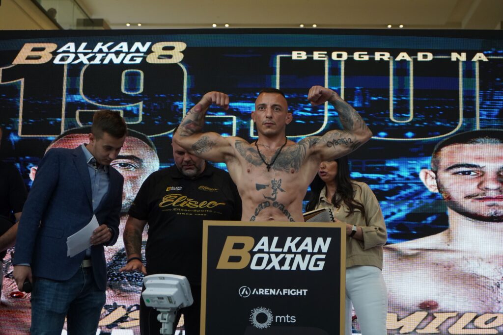 POTEZ DŽAKIĆA KOJI JE POTPUNO NEOČEKIVAN: I više nego interesantno merenje pred Balkan Boxing 8!