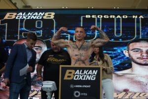 POTEZ DŽAKIĆA KOJI JE POTPUNO NEOČEKIVAN: I više nego interesantno merenje pred Balkan Boxing 8!