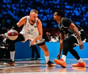 DUBAI POVEO U FINALU: Partizan konstantno imao priključak, ali nije uspeo da preokrene!