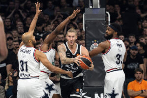 FENERBAHČE POGAĐA „BOMBU“: Jasikevičijus dobija evroligaško pojačanje!