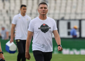 PARTIZAN OSTAJЕ BEZ TRENERA? Blagojević na izlaznim vratima – crno-beli traže obeštećenje!
