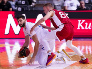 ILIĆ SA SPARTAKOM DOŠAO DO TROFEJA, PA PORUČIO: „Žao mi je što je Zvezda završila sezonu kako je završila!“