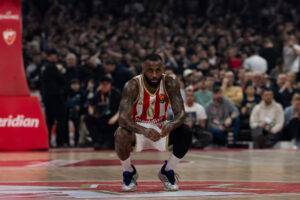 „OVO NIJE ZBOGOM, SAMO JE… VIDIMO SE KASNIJE“: Kodi Miler-Mekintajer se oprostio od Crvene zvezde!