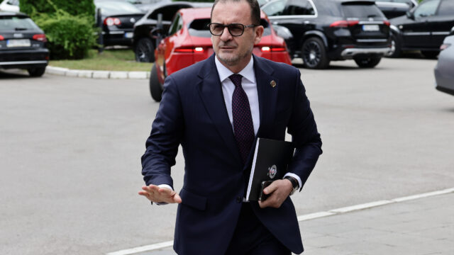 DAN D ZA PARTIZAN: Skupština crno-belih u toku, Danka Lazovića nema nigde!?
