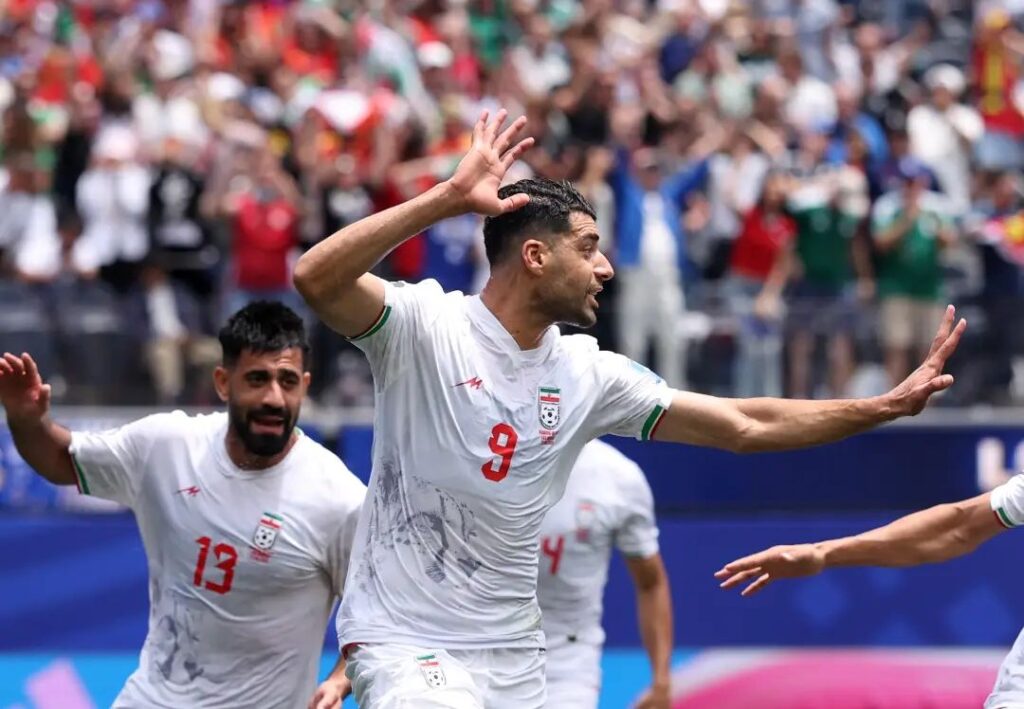 KAPITEN IRANA OTVORIO DUŠU: „FIFA radi sve da nas izbaci, Infantino nam je ulazio u svlačionicu!“