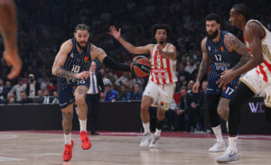 EFES MENJA SVE IZ KORENA: Još jedan igrač napustio tim nakon loše sezone u Evroligi!