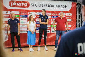 DSF9014 FOTO: Plazma dečije igre mladih