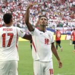 „BRAVO BELINGEMU I SUDIJAMA“: Halandov otac prozvao arbitre nakon eliminacije Norveške – FIFA tvrdi da je gol regularan!
