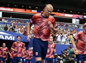 HALAND POKAZAO VELIČINU: Izgubio od Engleske, ali porukom oduševio svet – „Džud je moj dobar prijatelj…!“