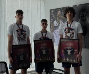 PARTIZAN ČUVA SVOJE BLAGO: Srebrni kadeti dobili priznanje za veliki uspeh!