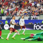 IBRAHIMOVIĆ BEZ DLAKE NA JEZIKU: Zlatan pronašao krivca za pad Francuske, prozvao Dešana zbog jedne odluke!