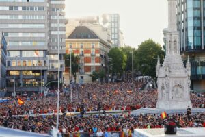 MADRID JE GOREO ZA SVETSKE ŠAMPIONE: Oko dva miliona ljudi dočekalo novu zlatnu generaciju!