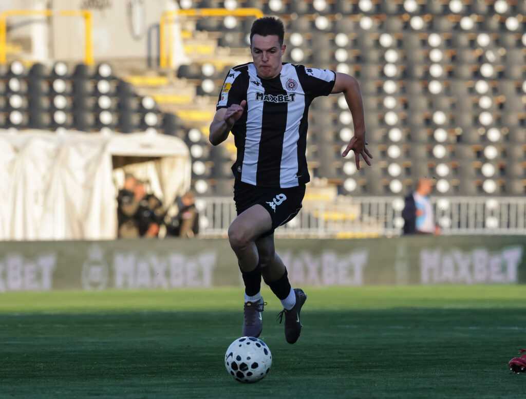 KOSTIĆ DOBIO ŠANSU: Bivši napadač Partizana će imati priliku da se dokaže u Milanu!