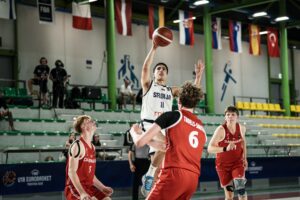 SRBIJA STIGLA DO PIROVE POBEDE: Srušena Danska, ali se povredio Danilović!